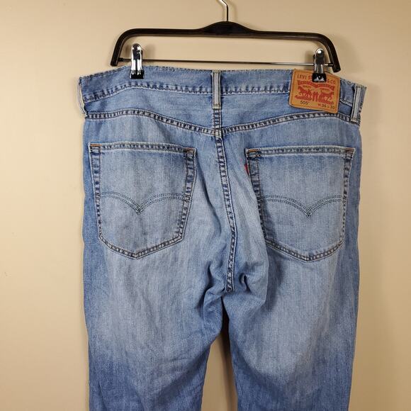 Levi's 505 Regular Fit Men's Jeans Light Wash Size 36x30 - Picture 6 of 11